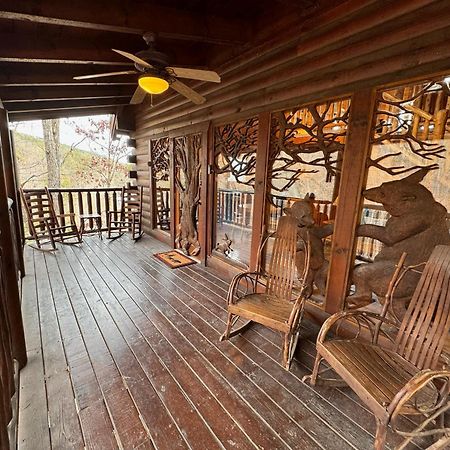 Smoky Paws - 5-Star Cabin, Stunning Mountain Views, New Hot Tub, Tranquil, Gigabit Internet, Free L2 Ev Villa Pigeon Forge Bagian luar foto