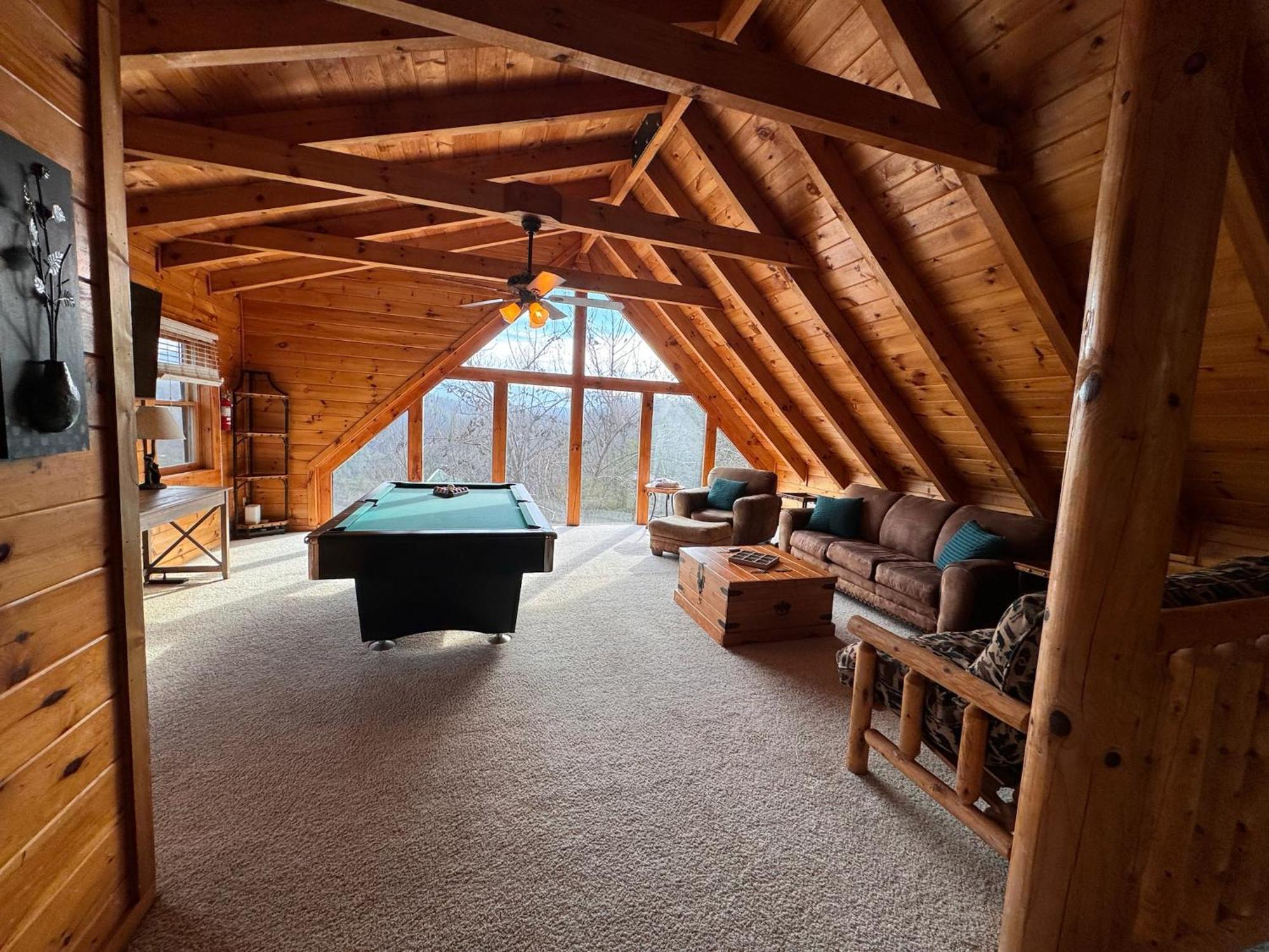 Smoky Paws - Exceptional Cabin, Stunning Mountain Views, Hot Tub, Tranquil, Gigabit Internet, Free L2 Ev Pigeon Forge Bagian luar foto